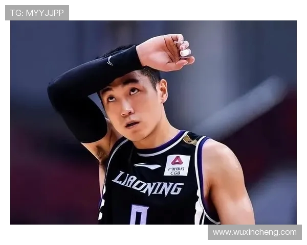 高诗岩落户济南！顶薪续约 + 全家扎根，“新泉城人” 开启篮球与生活双重新篇